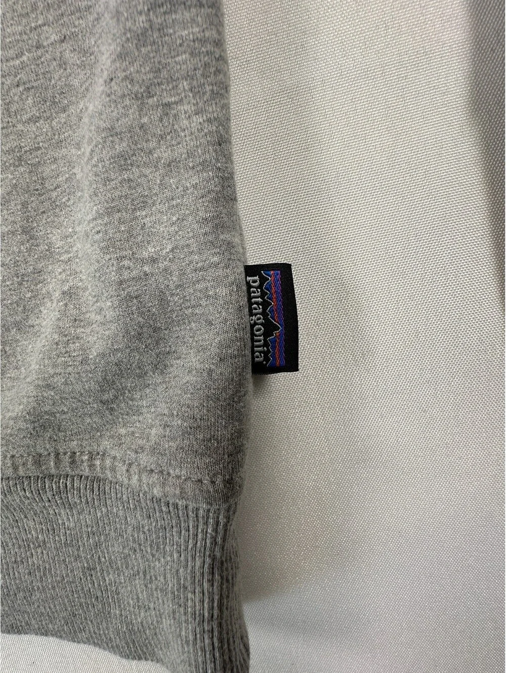Patagonia Flying Fish Midweight Crew Sweatshirt Men's Medium Grey Graphic Fleece